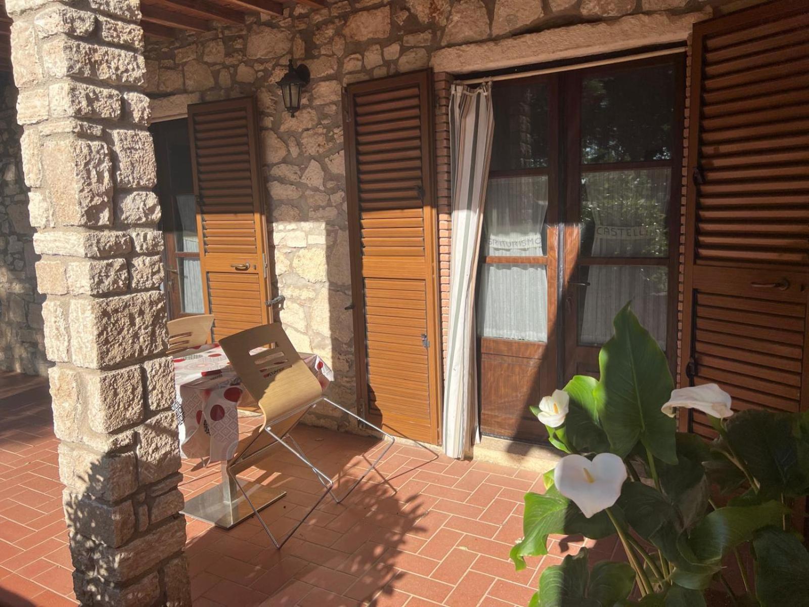 Agriturismo La Castellina Saturnia Εξωτερικό φωτογραφία